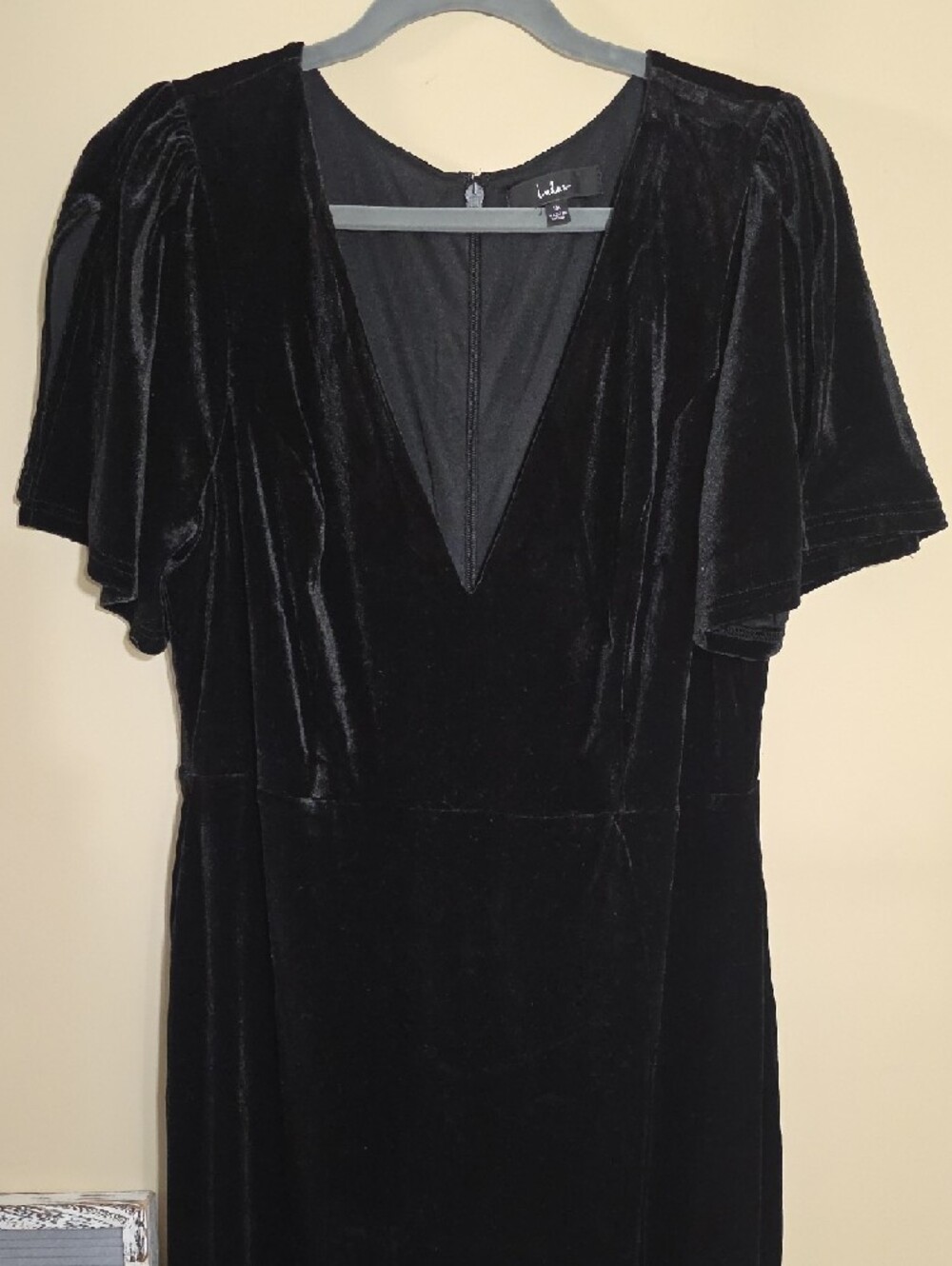 Lulu's Black V-Neck Velvet Maxi Dress with Side Slit - Picture 3 of 5